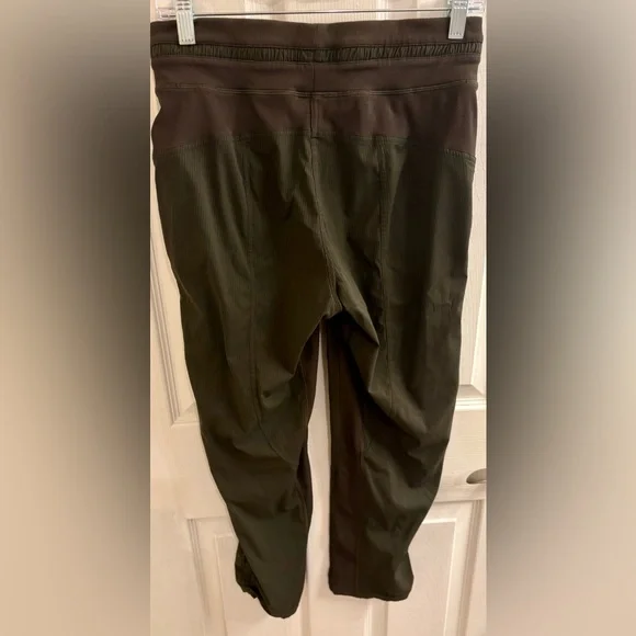 Lululemon Dance Studio Crop II, Dark Olive, Size 6 - Picture 6 of 13